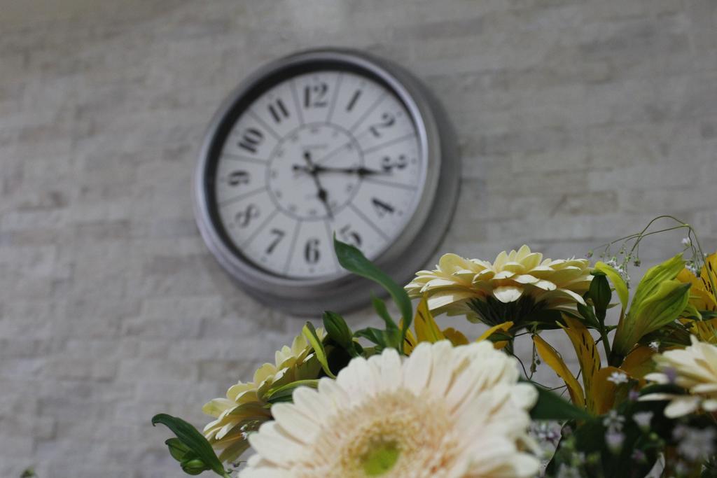 5Th Floor Guest House เยเรวาน ภายนอก รูปภาพ
