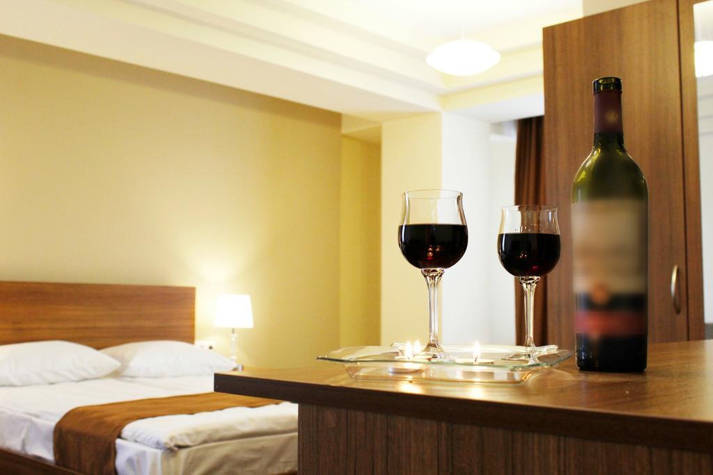 5Th Floor Guest House เยเรวาน ภายนอก รูปภาพ